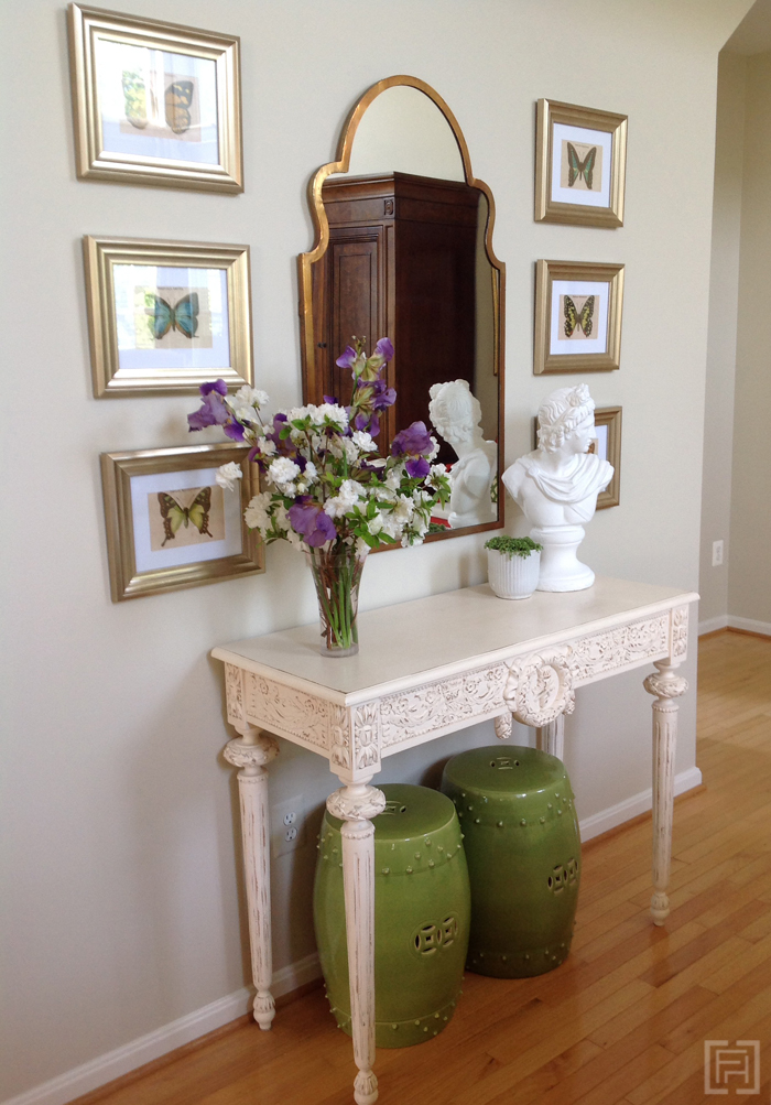 Colorful living room, design by @fieldstonehill