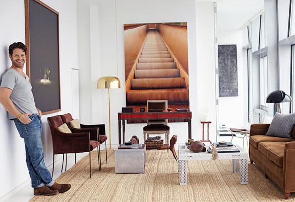 Nate-Berkus-in-his-New-York-City-apartment