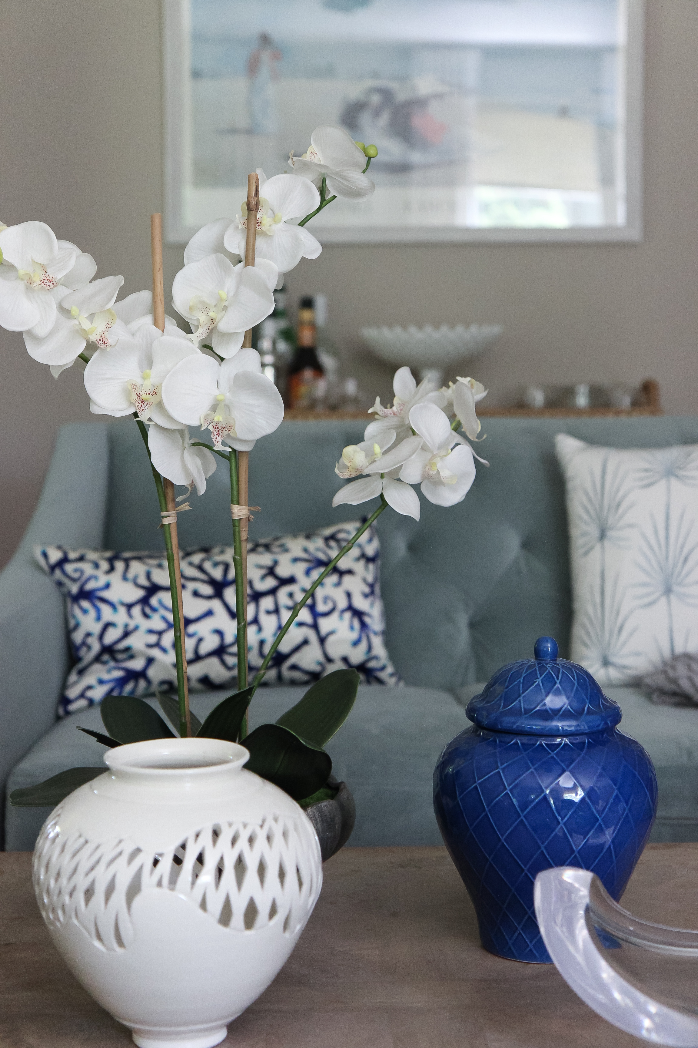 Soothing Family Room, design by @fieldstonehill