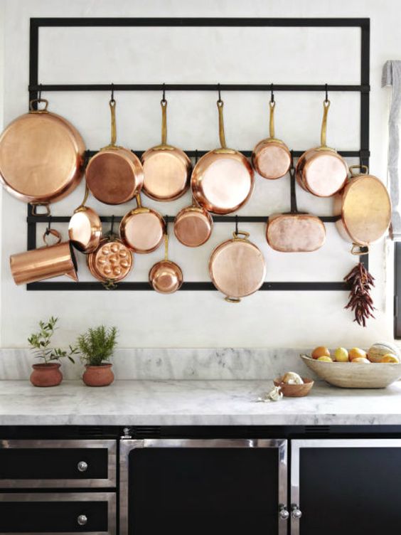 10-ways-to-use-copper-via-fieldstonehill-hanging-pots-wall