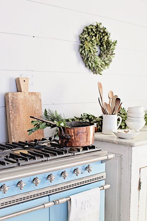 10-ways-to-use-copper-via-fieldstonehill-on-stove